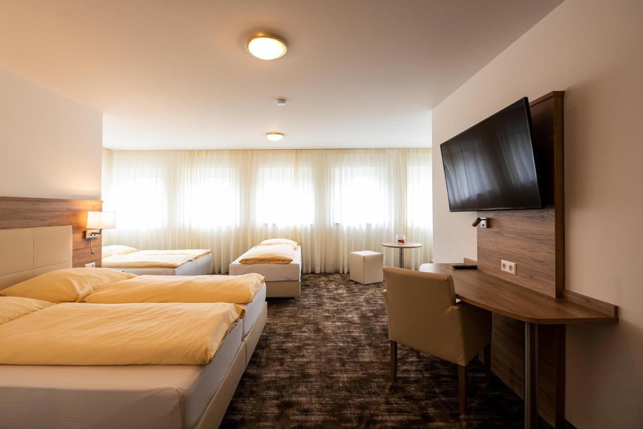 Sternplatz Hotel エーインゲン エクステリア 写真